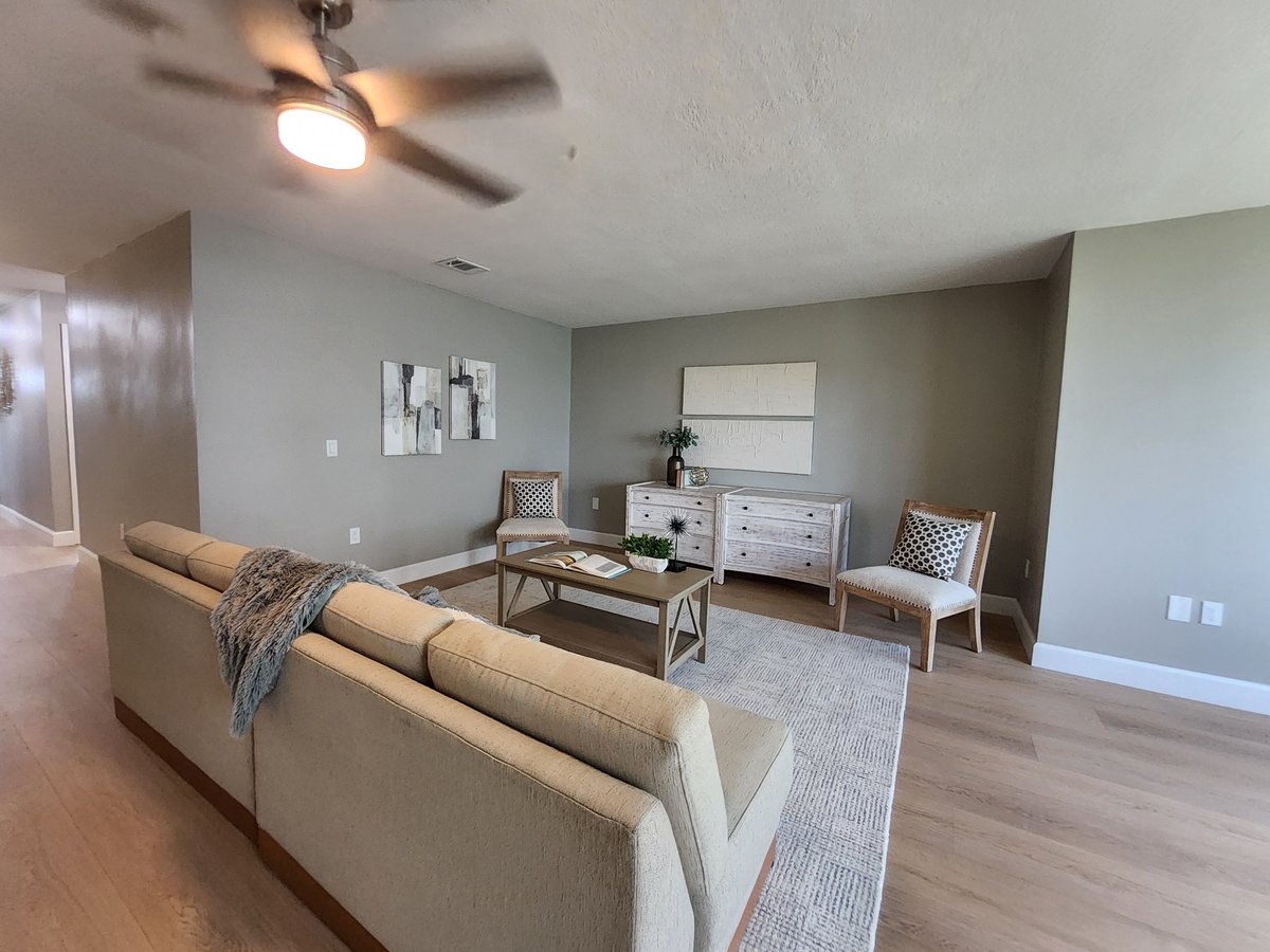 Gulfport Condo waterfront living room